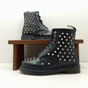 Dr martens 1460 stud noir t.39