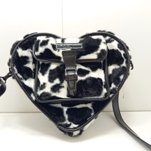 Sac bandouillere coeur dr martens cow