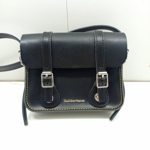 Petit sac a bandouliere dr martens noir