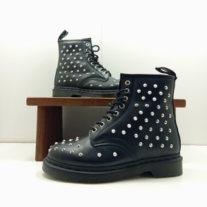 Dr martens 1460 stud noir t.38