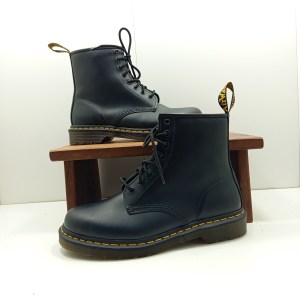 Dr martens 1460 noires t.42